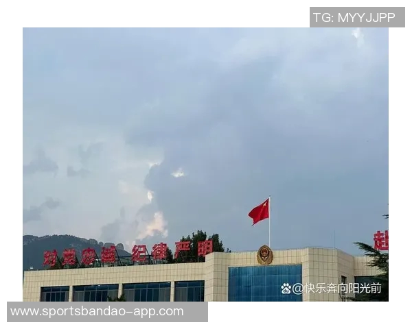 莱奥社媒分享制胜信念：牺牲纪律与忠诚始终相伴